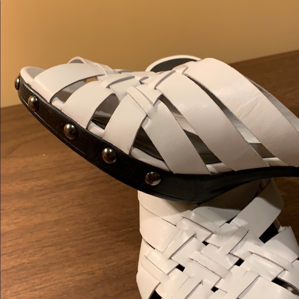 Stuart Weizmann White High Heeled Sandals Size 8.5 - image 4